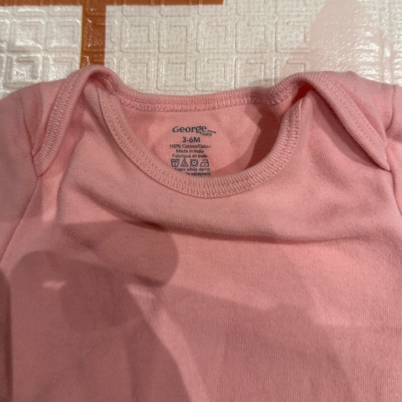 3 to 6 months George Baby Girl Clothes - Picture 7 of 8